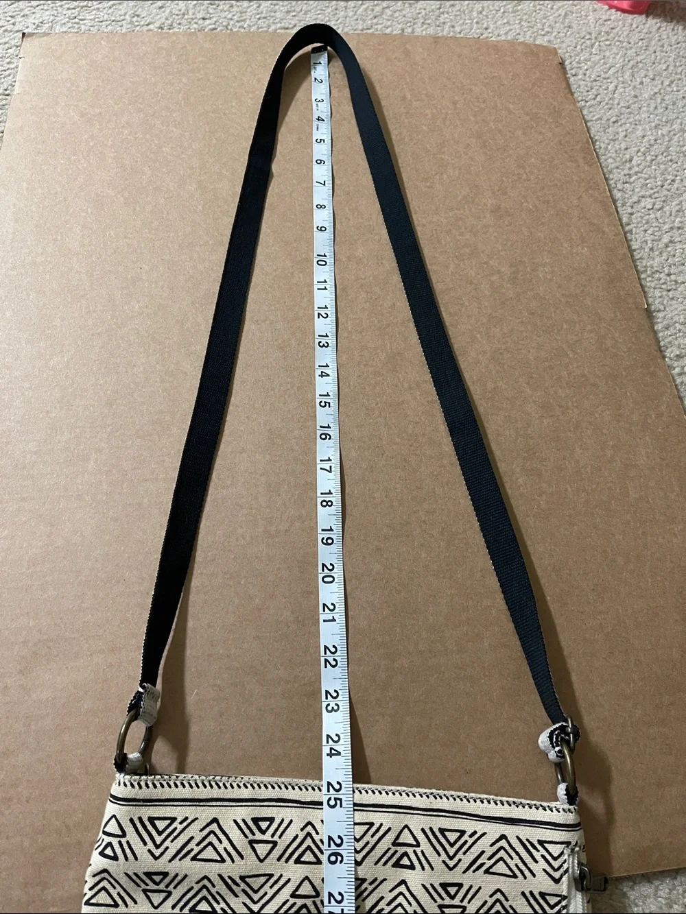 Dakine Black and Cream Patterned Crossbody Bag